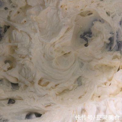 营养|3块钱搞定一道芋泥吐司蛋糕，不仅下饭还有有营养