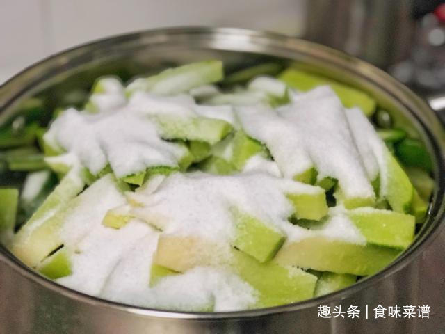 开胃|晒萝卜干的季节到了,香辣开胃小菜,教你在家做,干净卫生无添加