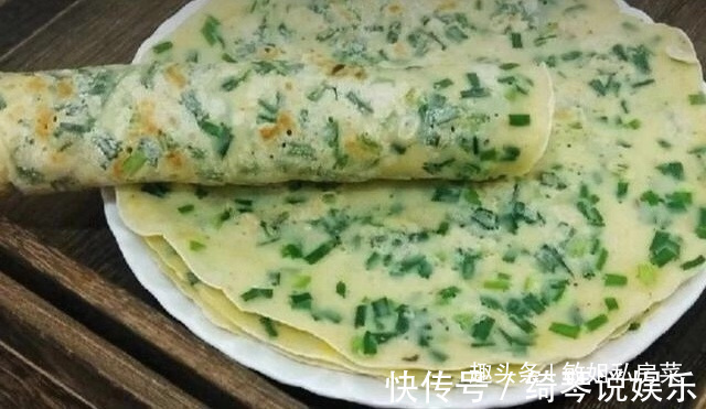 不放面粉的韭菜饼,教你做一锅,香味浓郁,鲜美营养,出锅吃一盘