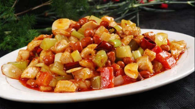 排骨汤|精选美食:宫保鸡丁,川味凉面,海带排骨汤,酱炒香菇的做法