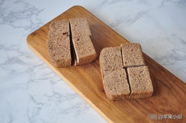 早餐只需五分钟，就能做出咸甜结合的美味早餐，常换个口味也不错