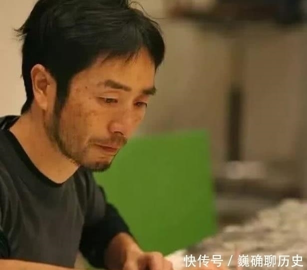 画家&日本艺术家这一幅画,耗时3年完成,最后却被自己作品感动到哭!