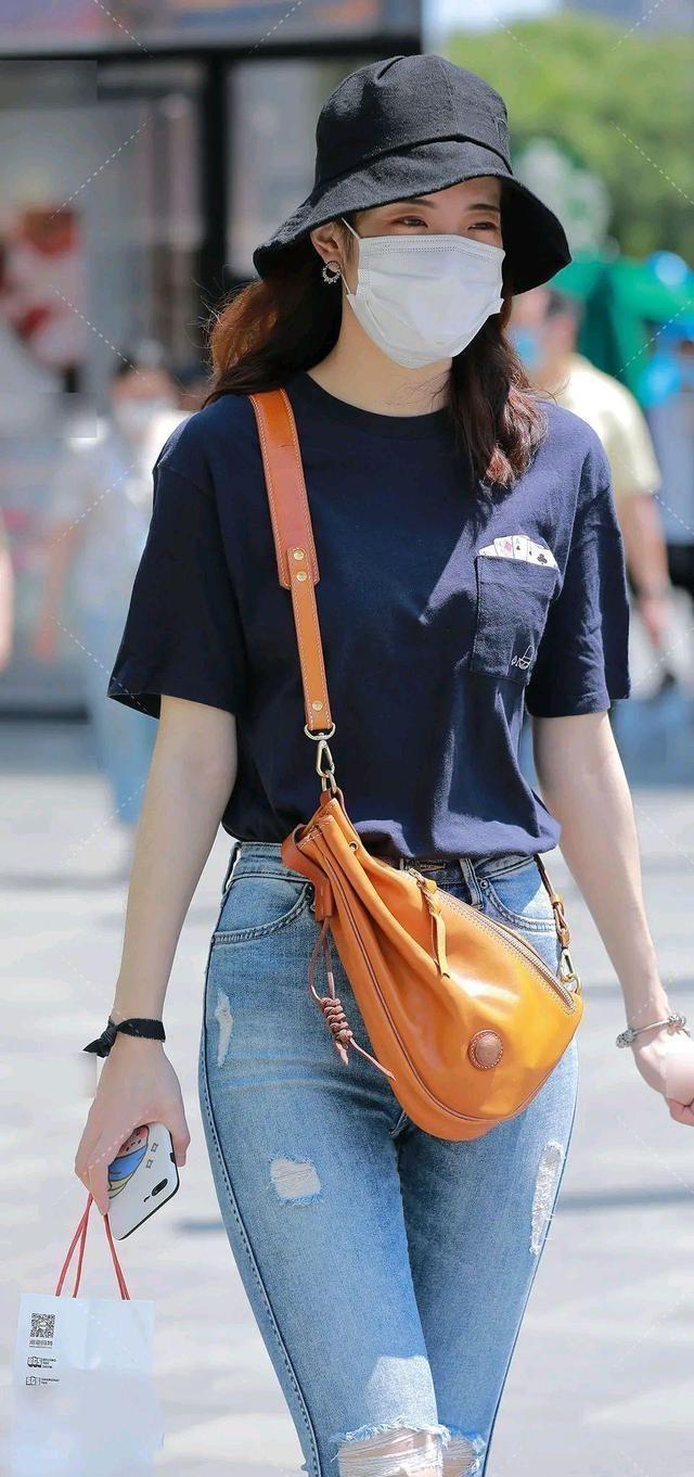 九分裤 耐人寻味的打底裤,搭配出全新感觉,配出雍容的气质,大气有范!