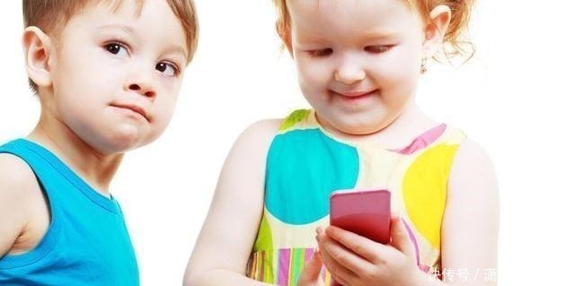 赵女士|孩子玩手机上瘾了解这三招,分分钟让孩子乖乖放下手机