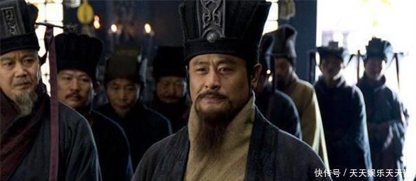 三国|他是三国第一谋士,连诸葛亮都比不上,却为了躲一人藏了十三年!