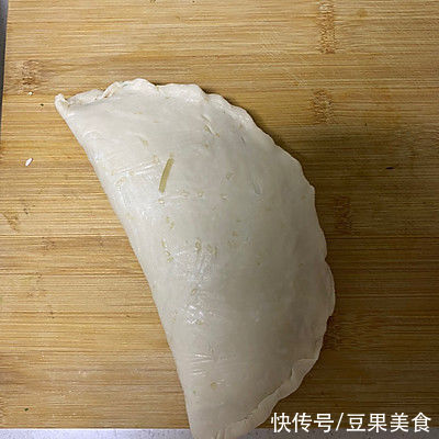 自己在家就能做的韭菜盒子