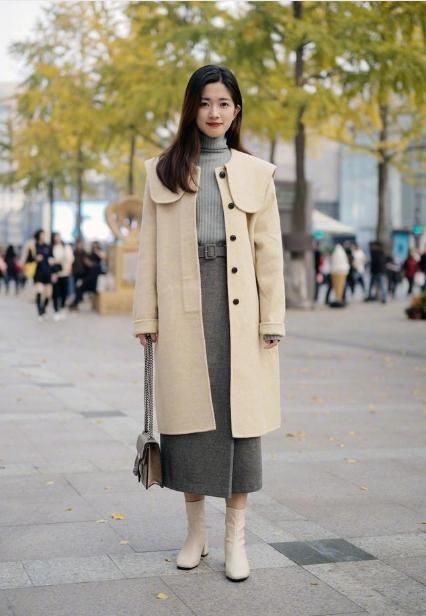  显高|入冬最流行的大衣，是“过膝不过踝”，小个子女生穿时髦又显高