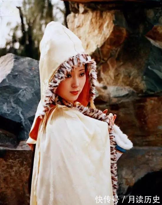 西子|林黛玉罕见老照片：清水出芙蓉，天然去雕饰，永远的美神！