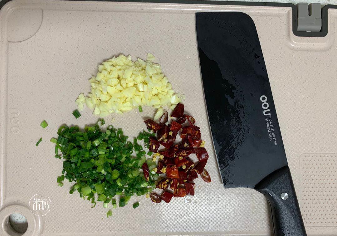好吃|大虾这样做太好吃了,做法简单,香辣过瘾,多少都不够吃,真香