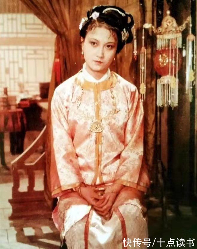 贾母$《红楼梦》：年轻时看的是热闹，成年后读的是人生