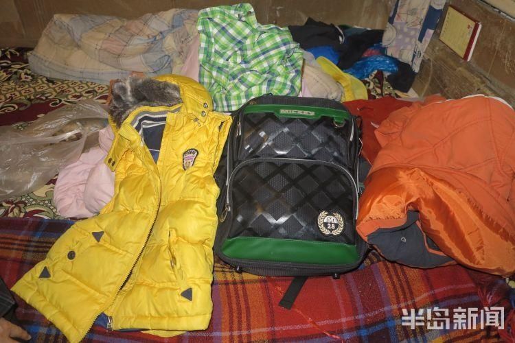 老汉|六旬老汉带着残疾儿扫大街，老伴重病、孙子两次手术，一群热心人出手相助
