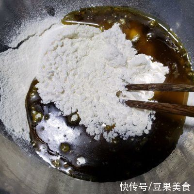 胡油|做好胡油红糖小饼，有色有香又有味