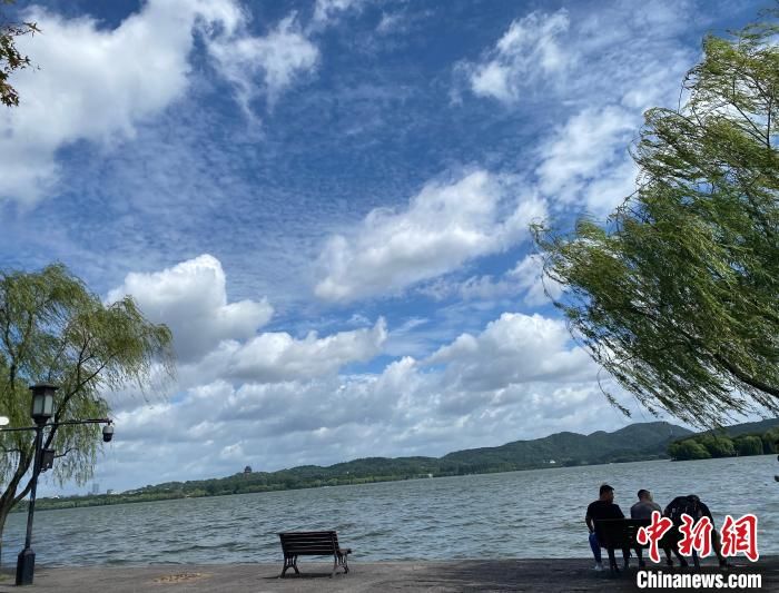 手拉葫芦|受“台风”烟花影响 浙江全境A级景区暂停运营