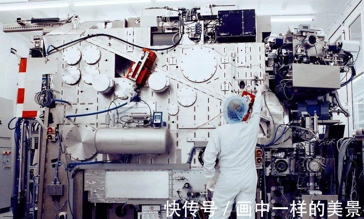 沈波|ASML宣布将加快在中国市场的布局!背后原因是什么