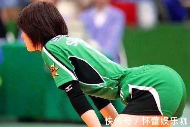 女神|不嫁豪门嫁爱情!日本排球女神为何最终会选择嫁给其貌不扬的他?
