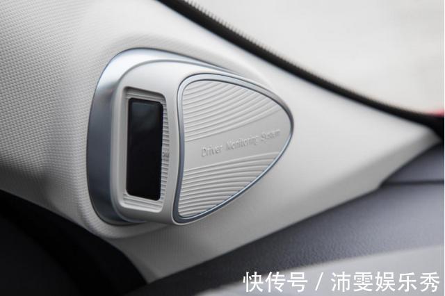 |哈弗初恋，车火没火不知道，但是段子快火了