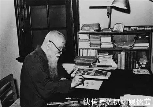 表字&他喝醉题“不可随处小便”,醒来重新排序字的顺序,成了警示名言