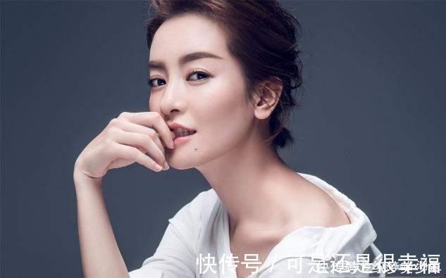 花苞头|别总是披头发啦,试试这5款冬季“发型”,知性优雅还减龄