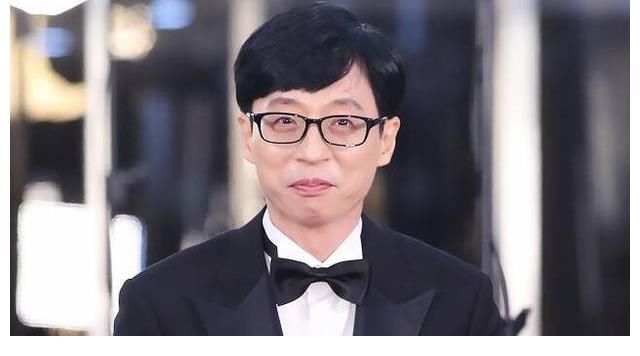 劉在石連續(xù)4年奪韓國(guó)年度最喜愛藝人冠軍，并成為年度六大人物