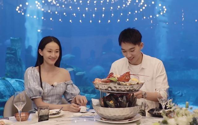 一夜之间 异国恋不可怕,可怕的是态度的转变,于家翊为何变体贴?