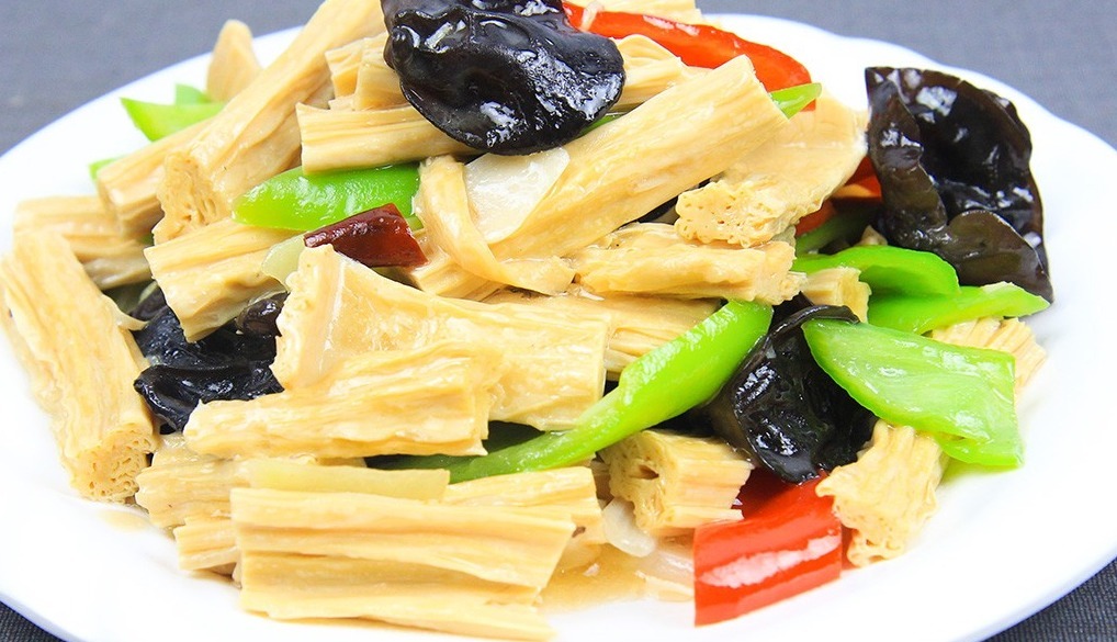 清炒腐竹有窍门,学会这个做法,腐竹劲道无硬芯,清淡不油腻