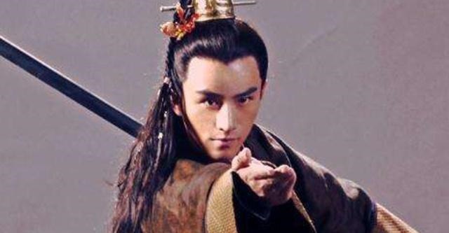 琼英&水浒传中到底谁最帅不是花荣和燕青，他才是梁山最帅！