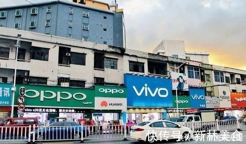 oppo|单从手机质量做工来说，小米华为和oppo、vivo，哪家最好？