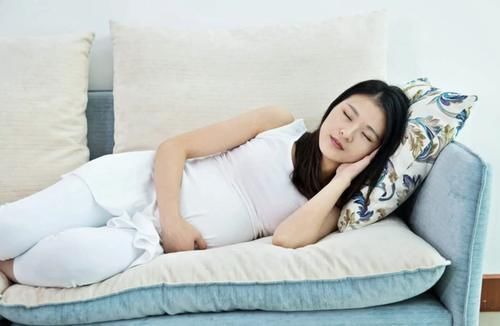 孕肚|怀孕后多久会“显怀”?显怀时间的早晚,和这些因素有关