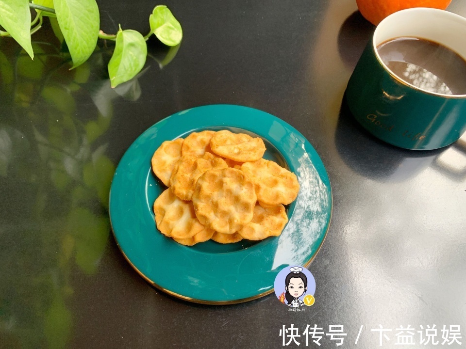 口味|建议买饼干时,遇见这5款别小气,见一次囤一箱,老少都爱吃!