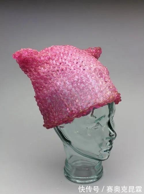 色彩#她是用玻璃雕塑“织毛衣”的第一人,这质感极其逼真!手太牛逼了