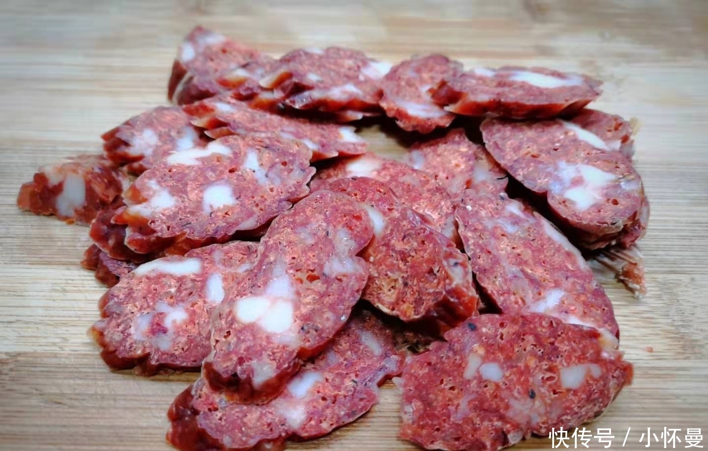 一到冬天就想吃这道菜,简单蒸一蒸就出锅,老人小孩最喜欢!