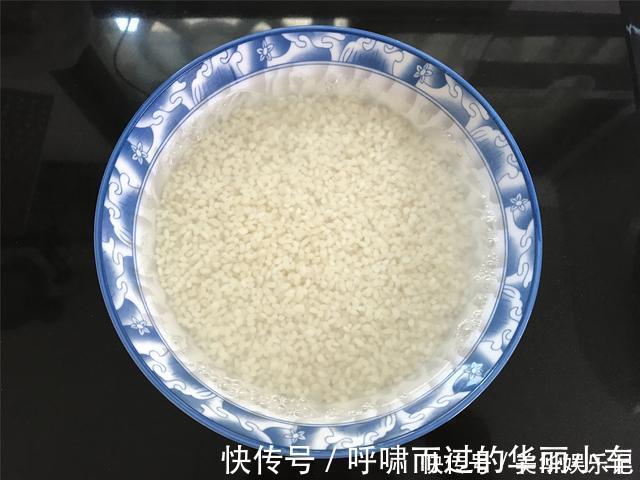 快手|饺子皮加1碗糯米，做成快手早餐，皮薄馅大，一人一屉不够吃