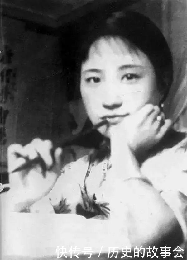 五十二幅绘画和书法作品,展示出陆小曼的旷世才华