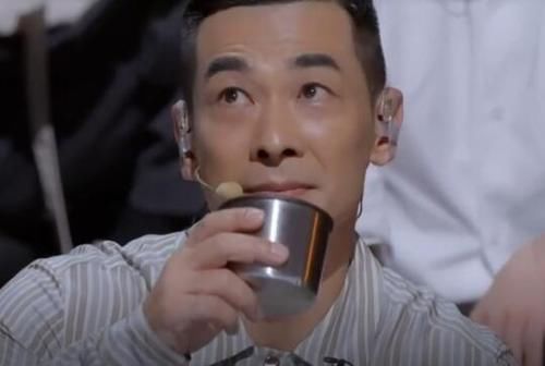 赵文卓|陈小春调侃赵文卓《哥哥》半夜排练遭李承铉投诉，原因笑翻全场