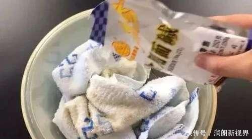 毛巾脏别用肥皂洗，教你一个妙招，多脏多旧的毛巾洗完跟新的一样