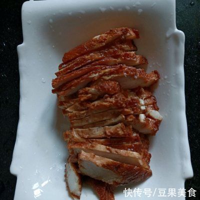  回锅扣肉好吃下饭的小秘诀，快快学起来