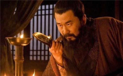 短歌行二首|曹操为求贤才,写下一首感人诗,开篇便是千古名句,如今人人会背