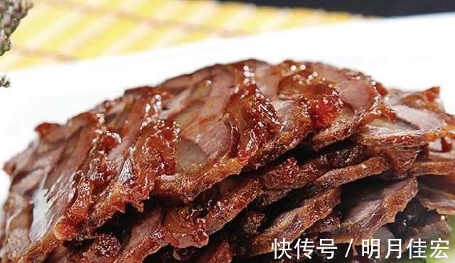 在卤牛肉时，多放这些东西，味道不输卤肉店！今天把秘方全部分享