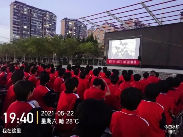 光影|「关注」商河:“百年光影·红色记忆”-庆祝建党百年红色电影展映活动服务基层、浸润人心