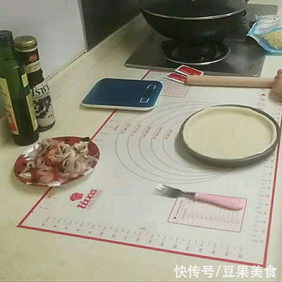 披萨pizza～这样做，解馋堪比红烧肉