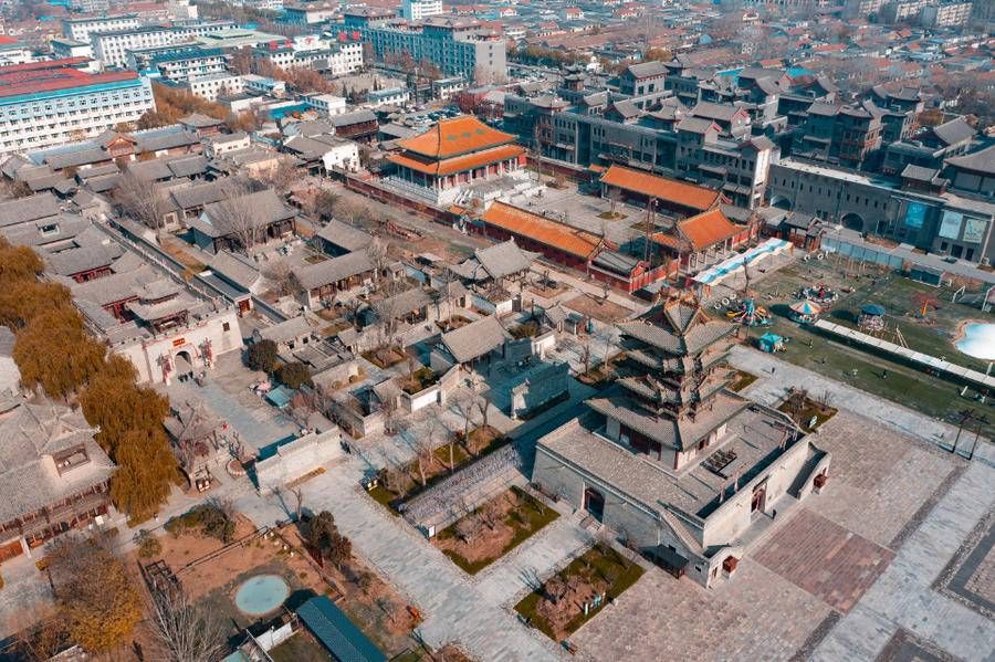 水浒好汉城|水浒好汉城的古建筑太美了，但面积不小的大佛寺和水浒啥关系？