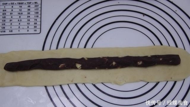 红豆和“它”一起煮，皱纹消失啦，子宫干净了，头发慢慢变乌黑