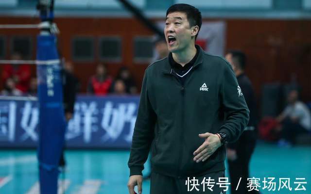 主攻|北京女排冠军教头离开!40岁少帅已上位,大学生核心主攻疑似退役