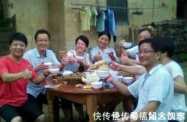 老板|张建国辞掉大学教师去华为,天太热任正非光膀子面试:下午来上班
