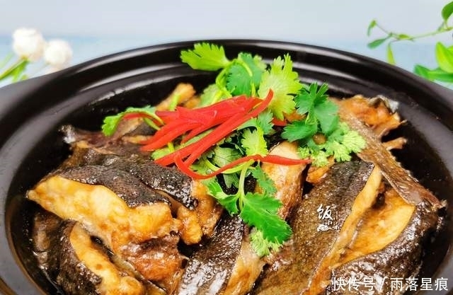 美味|多宝鱼的营养价值高,花30块钱买了1条,教你粤菜的美味做法