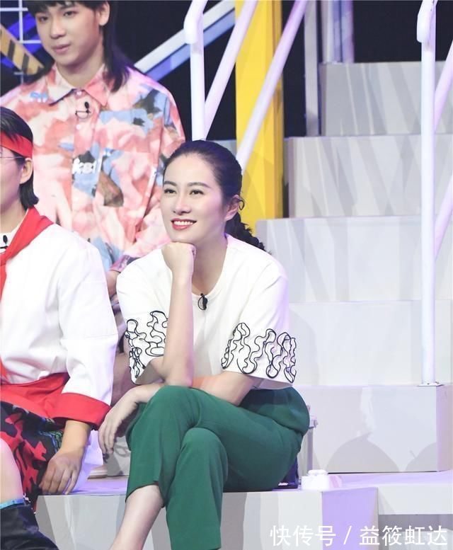 孵化器|首播《蓝莓孵化营》电视收视率在整个平台之首