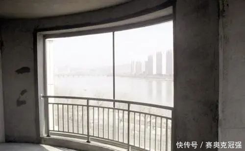 护栏|阳台封了,原来的护栏有必要拆吗?看了朋友的做法,有答案了