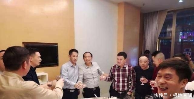 记住|给领导敬酒，不会说敬酒词可不行，记住3句，说得越多提拔得越快