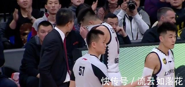 深圳队|严惩45号裁判,郭艾伦离奇吃技犯,昏哨摧毁CBA