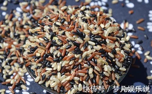 体重|女人腹部赘肉多，建议平时多吃这5种食物，体重蹭蹭掉回两位数